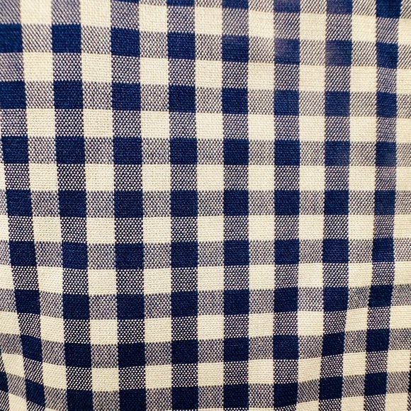 J. Crew Men’s Size Large Slim Fit Navy and White Gingham Button Down Long Shirt - Picture 7 of 9